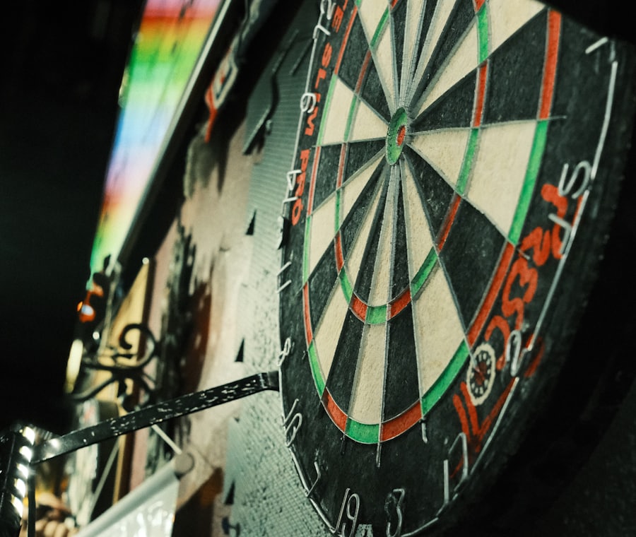Dartscheibe an der Wand im Lokal